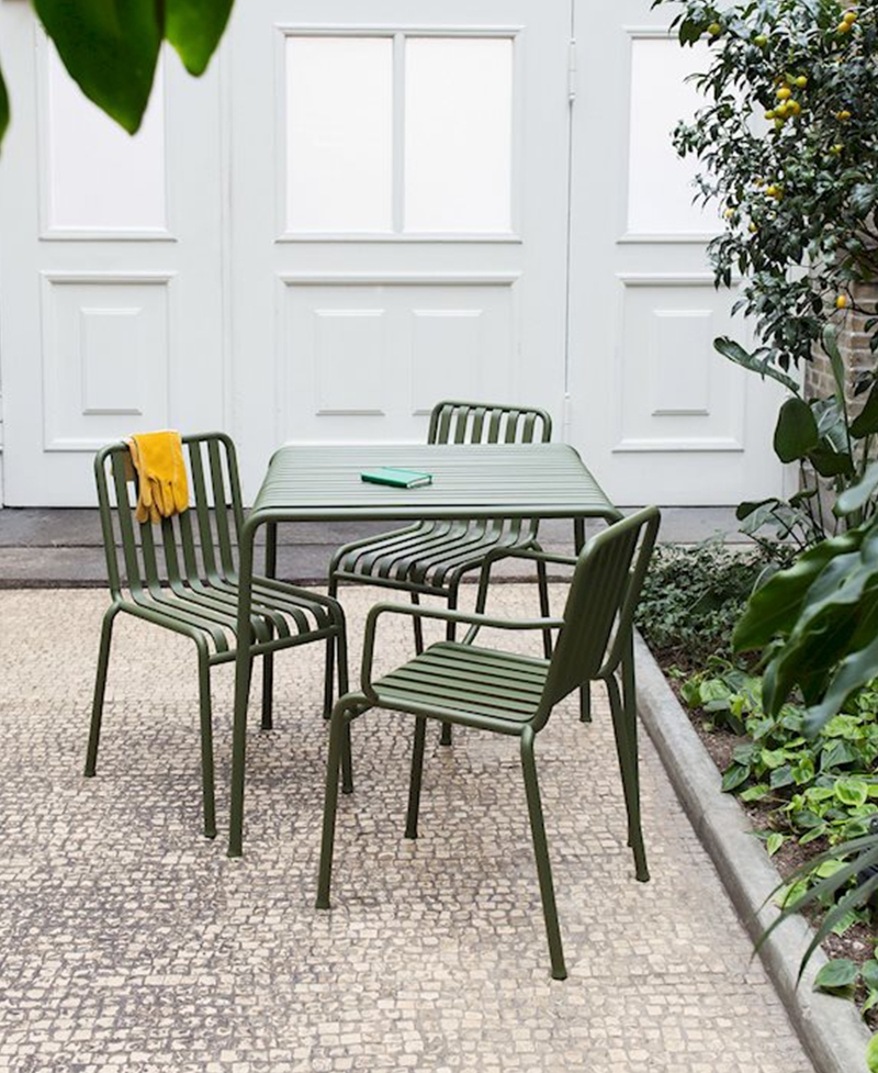 PALISSADE LOUNGE TABLE